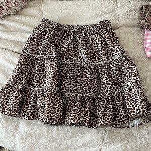 flowy ruffle cheetah print skirt